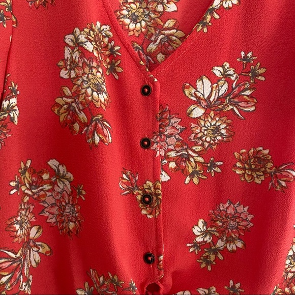 Arizona Jean Co Cropped Front Tie Shirt with Buttons - Picture 2 of 5